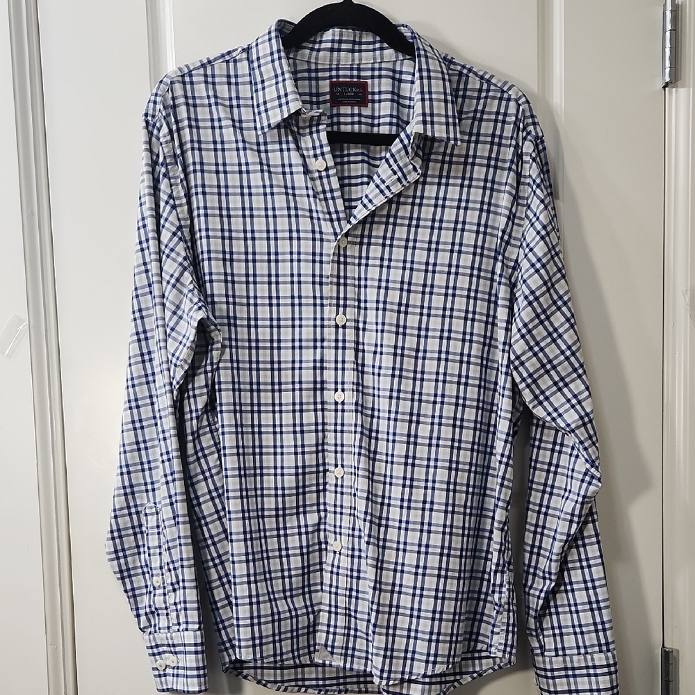 UNTUCKit Men's Navy and White Plaid Shirt - LARGE